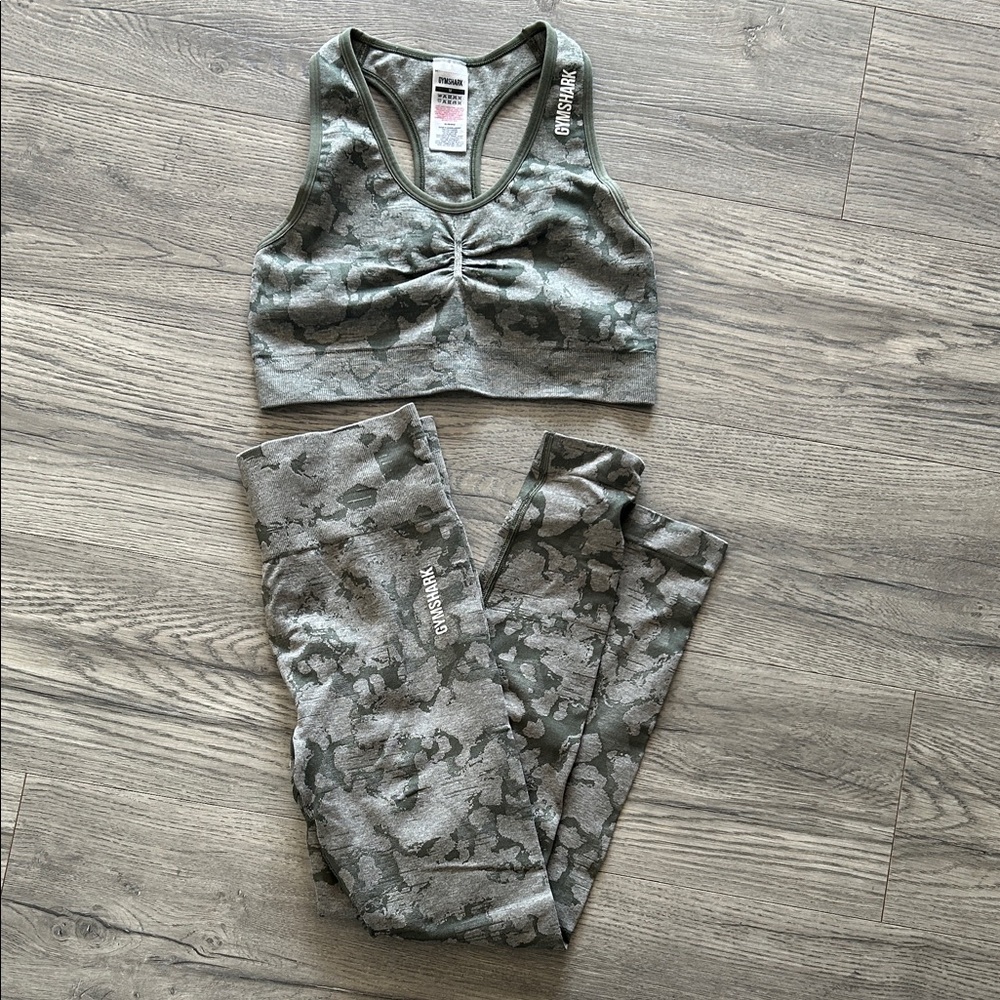 Gymshark adapt set